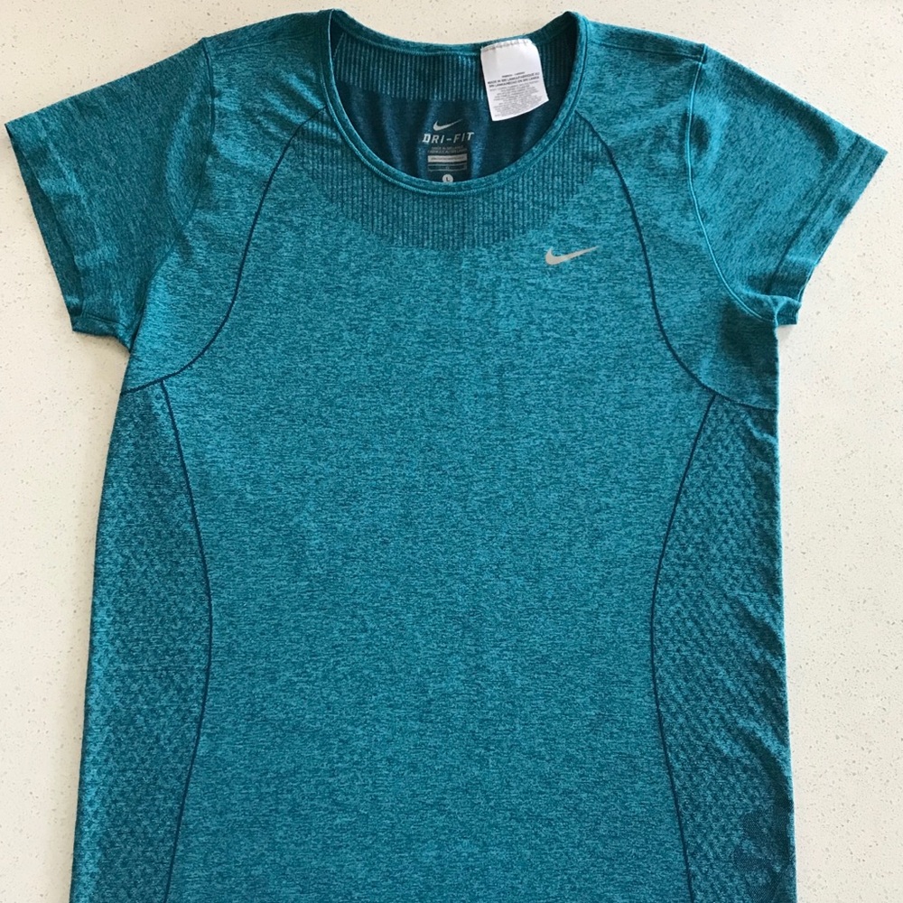 Nike Dri Fit Short Sleeve